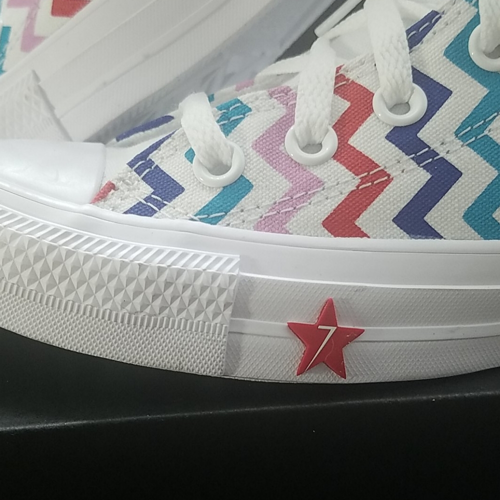 Converse high top BRAND New - Picture 4 of 13